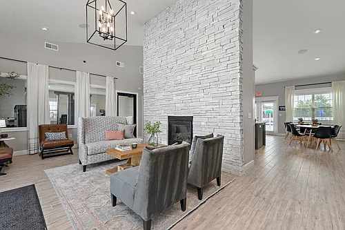 Eagle Crossing Townhomes Photo 1