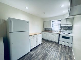 6 S Jersey Ave #2, East Setauket, NY 11733