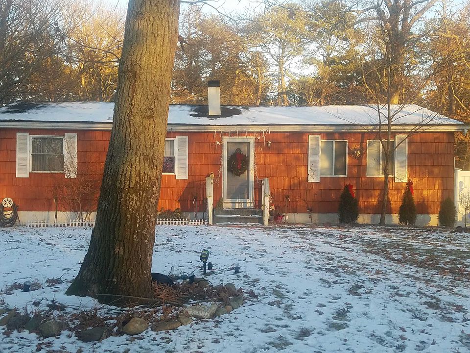 1st image of 23 Dunbar Ave
