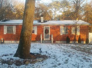 23 Dunbar Ave, Medford, NY 11763