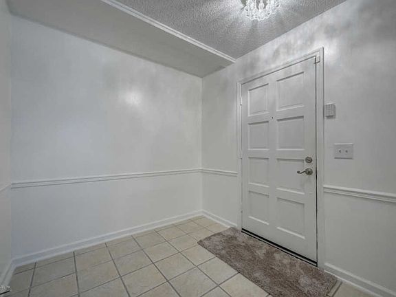 4th image of 4822 Cherwell Ln