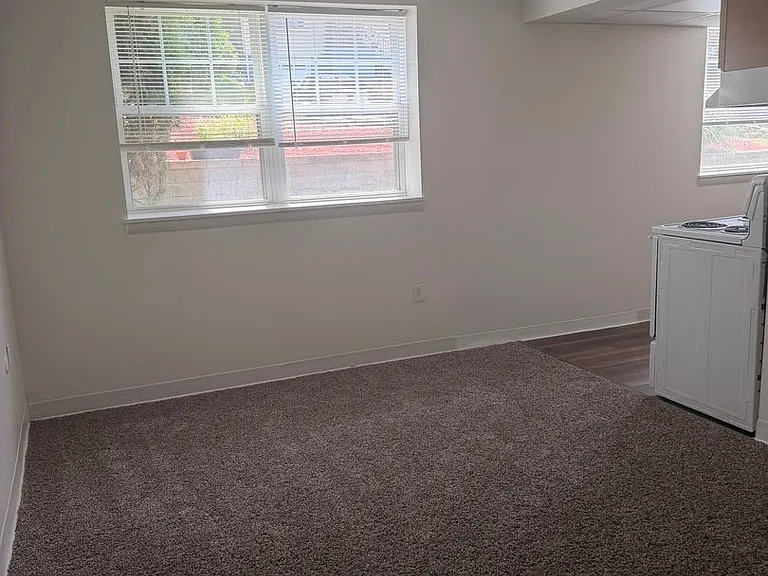 4909 Verona Road — Photo 5