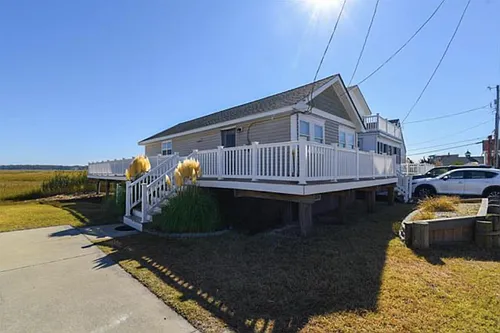 70 Beach Ave #0 Photo 1