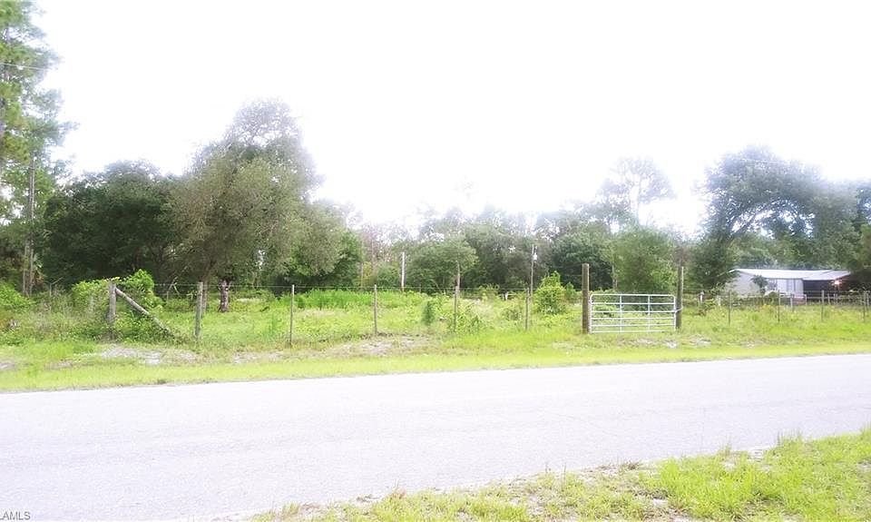 2nd image of 469 Appaloosa Ave
