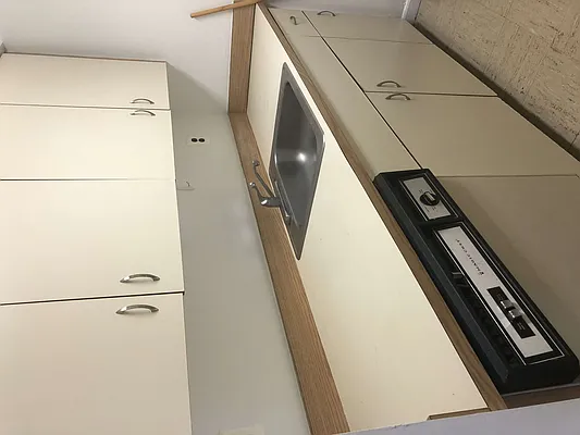 Rented by 18 REALTY | media 51