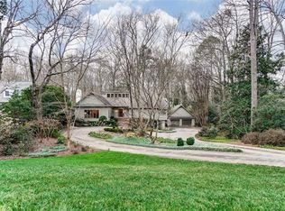 3821 Columbine Cir, Charlotte, NC 28211