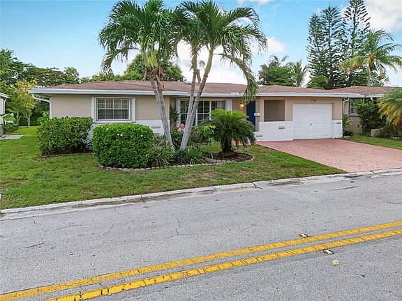 2nd image of 1150 NW 69th Avenue