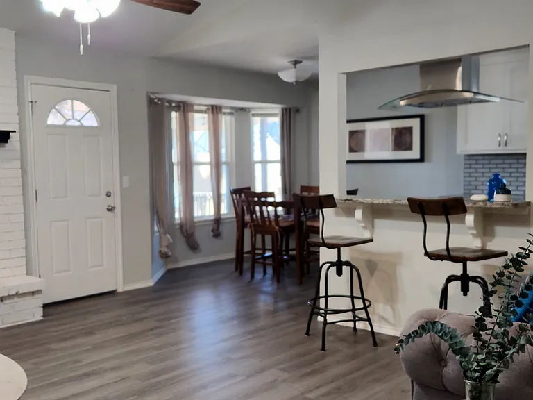 4321 W Reno St — Photo 3