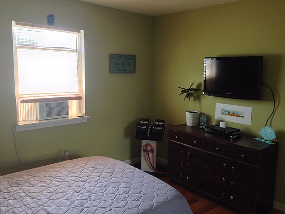 5th image of 24 Abby Ln