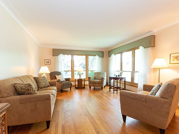 2nd image of 10101 S Buell Ct