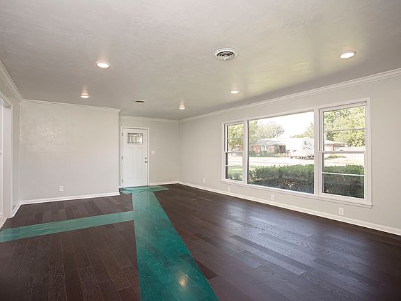 3rd image of 3801 Lenwood Dr
