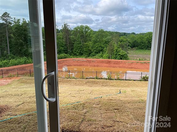 2nd image of 144 Brentwood Dr #Gbd-90