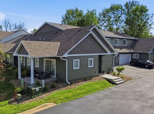 22294 Lilac Way, Forest Lake, MN 55025