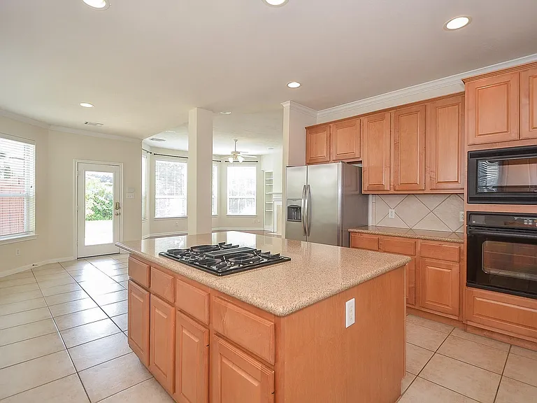12407 Aliso Bend Ln — Photo 16