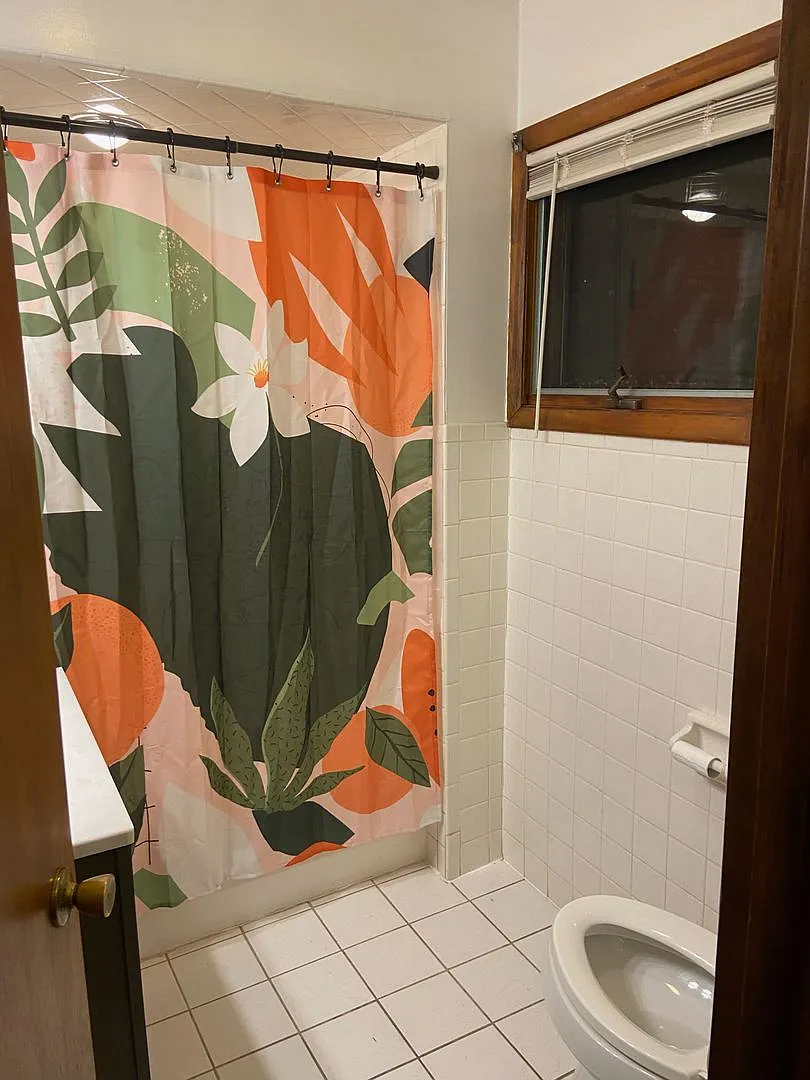 36 Grace — Photo 1