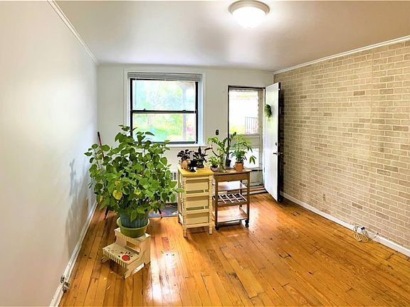 5th image of 2963 Lurting Ave
