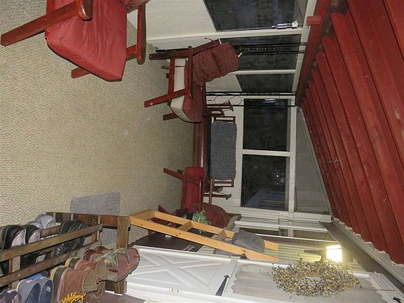 5th image of 207 Dearborn St