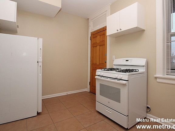 2nd image of 2805 N Kedzie Ave #2