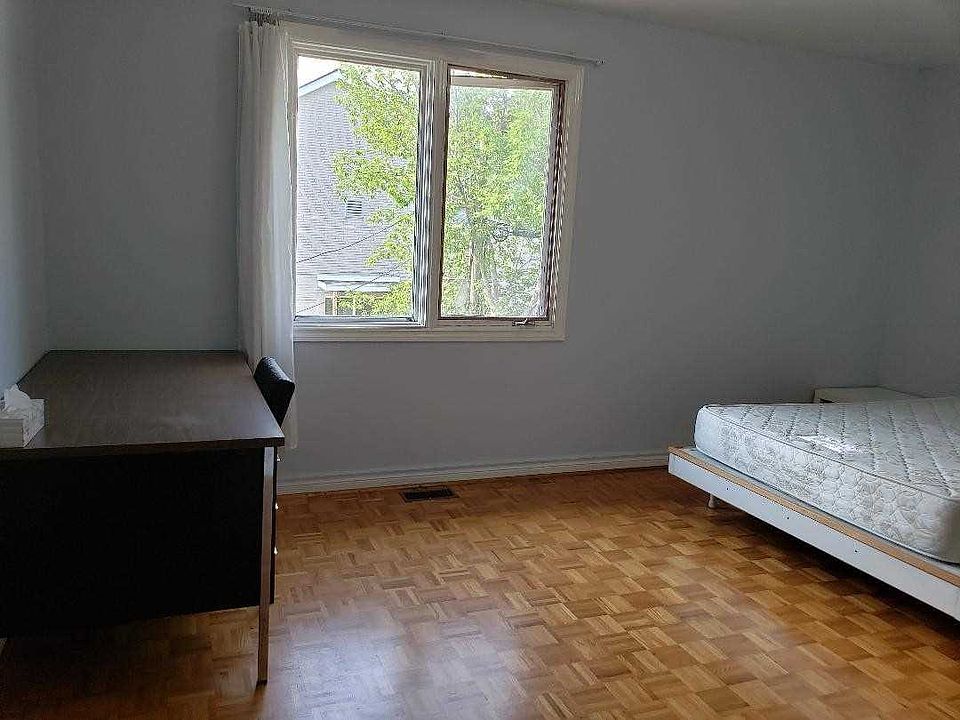 2nd image of 34 Delaney Cres
