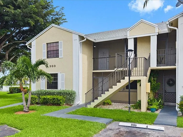 999 Hamilton Dr #999B — Photo 33