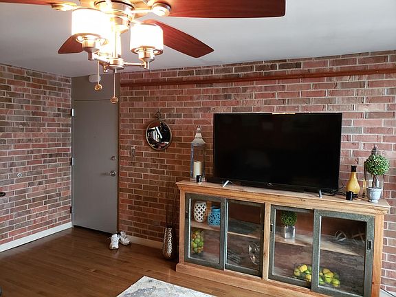 4th image of 2933 Baltimore Ave APT 603