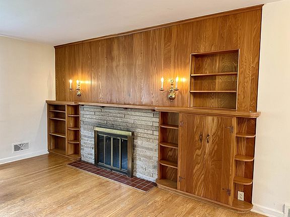 5th image of 104 N Reserve Ave