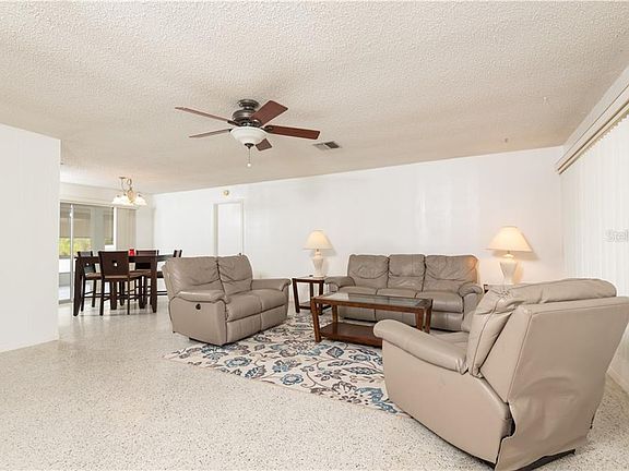 5th image of 4075 Drance St