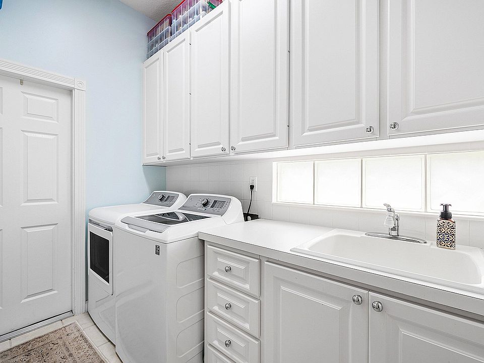 1st image of 2048 Valencia Drive