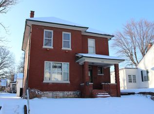 411 N 4th St, Belleville, IL 62220