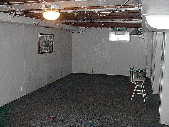 2nd image of 68 Collins Ave