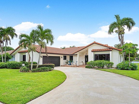 5th image of 2639 SW 23rd Cranbrook Court