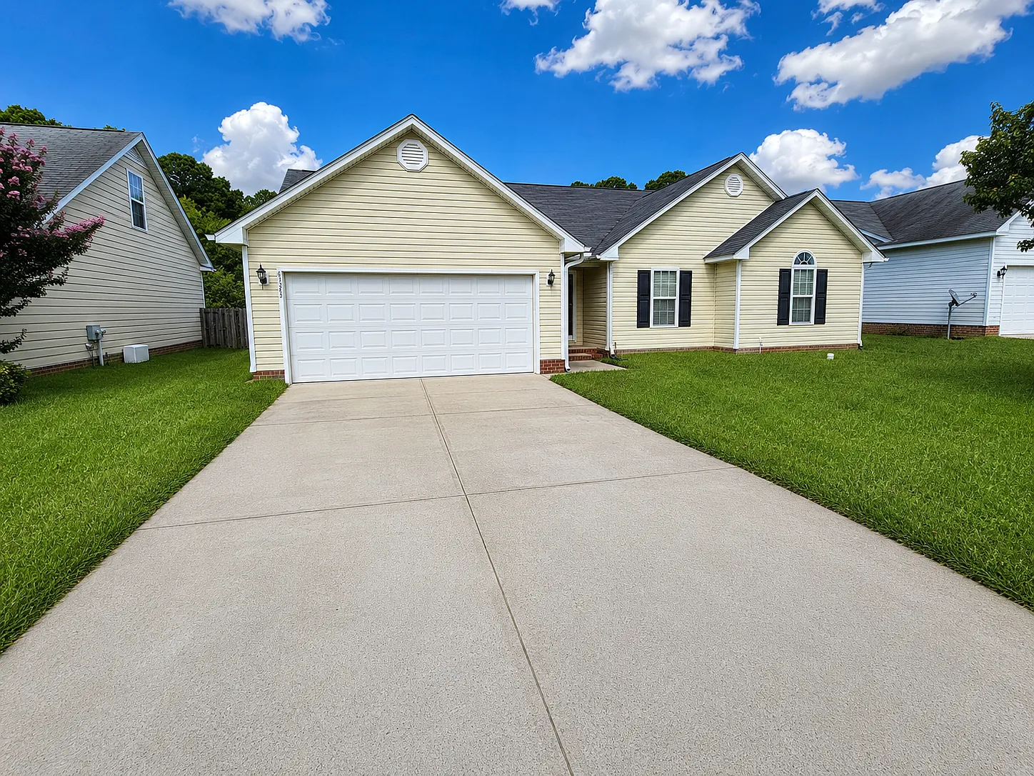 3 bed, 2.0 bath, $1,650 — Photo 1