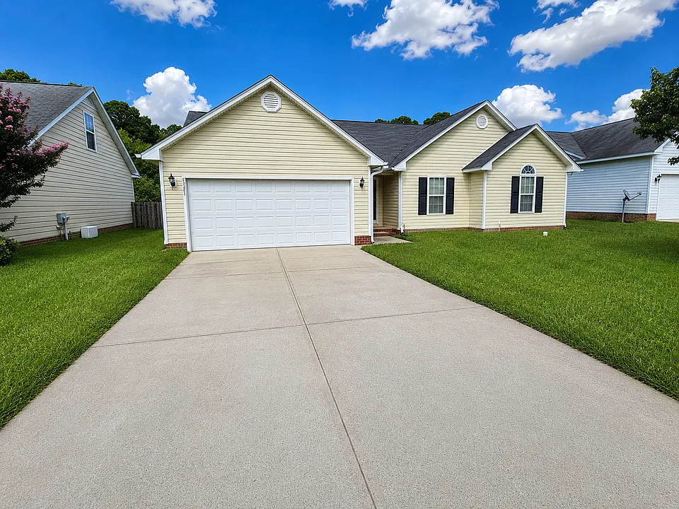 2225 Stornoway Ct