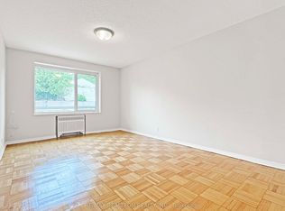 990 Avenue Rd #107, Toronto, ON M5P2K8