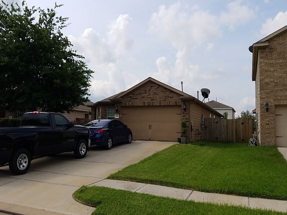 2nd image of 26923 Graybill Ct