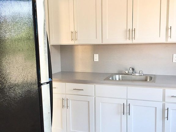 2nd image of 144 35th Ave #3
