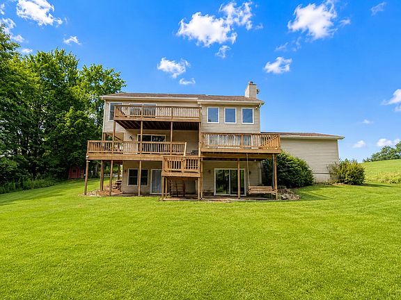 4th image of 5230 Township Road 98