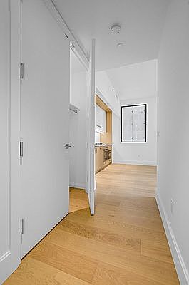 5th image of 22-18 Jackson Ave #502