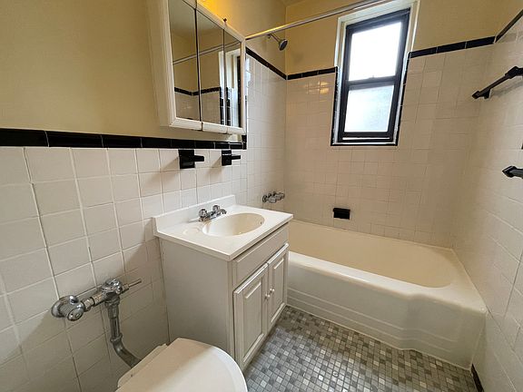 4th image of 3515 Leverich St APT 509