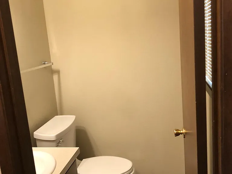 323 S Locust St #12 — Photo 11
