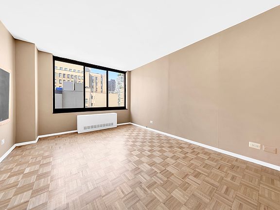 5th image of 215 W 95th St APT 10F
