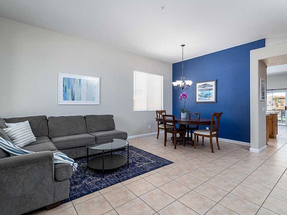 3rd image of 1522 Daffodil Ave