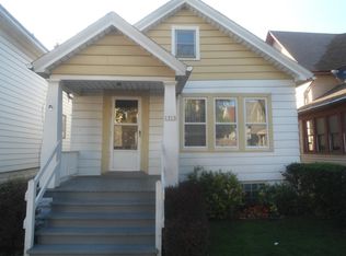 1313 S 15th St, Milwaukee, WI 53204