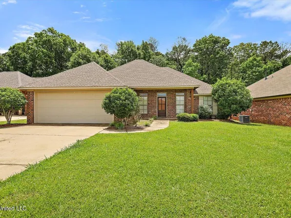120 Greenfield Ridge Dr, Brandon, MS 39042