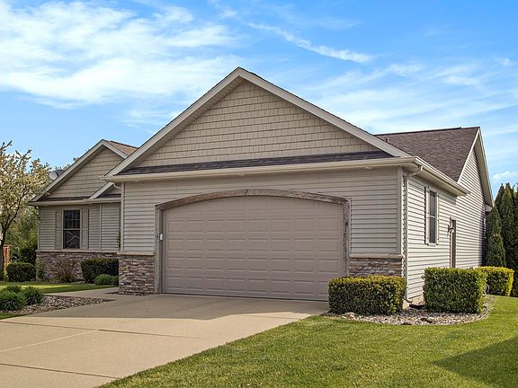 2nd image of 3120 Brunswick Square Dr