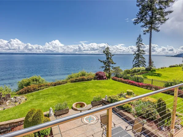 31470 Sunrise Beach Drive NE, Kingston, WA 98346