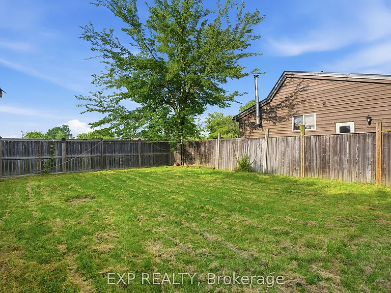 29 Rockwood Ave — Photo 34