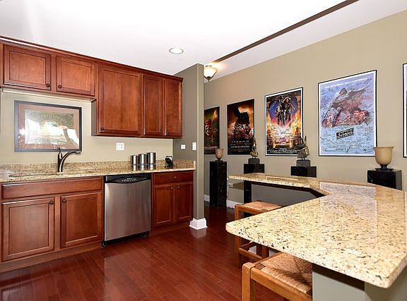 5th image of 1210 N Foxdale Dr Unit 212