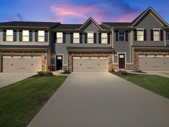 4th image of 502 Martin Creek Dr