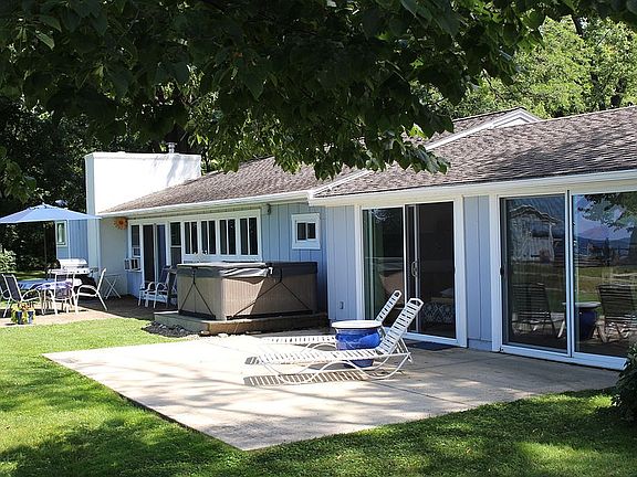 3rd image of 9026 Shore Dr